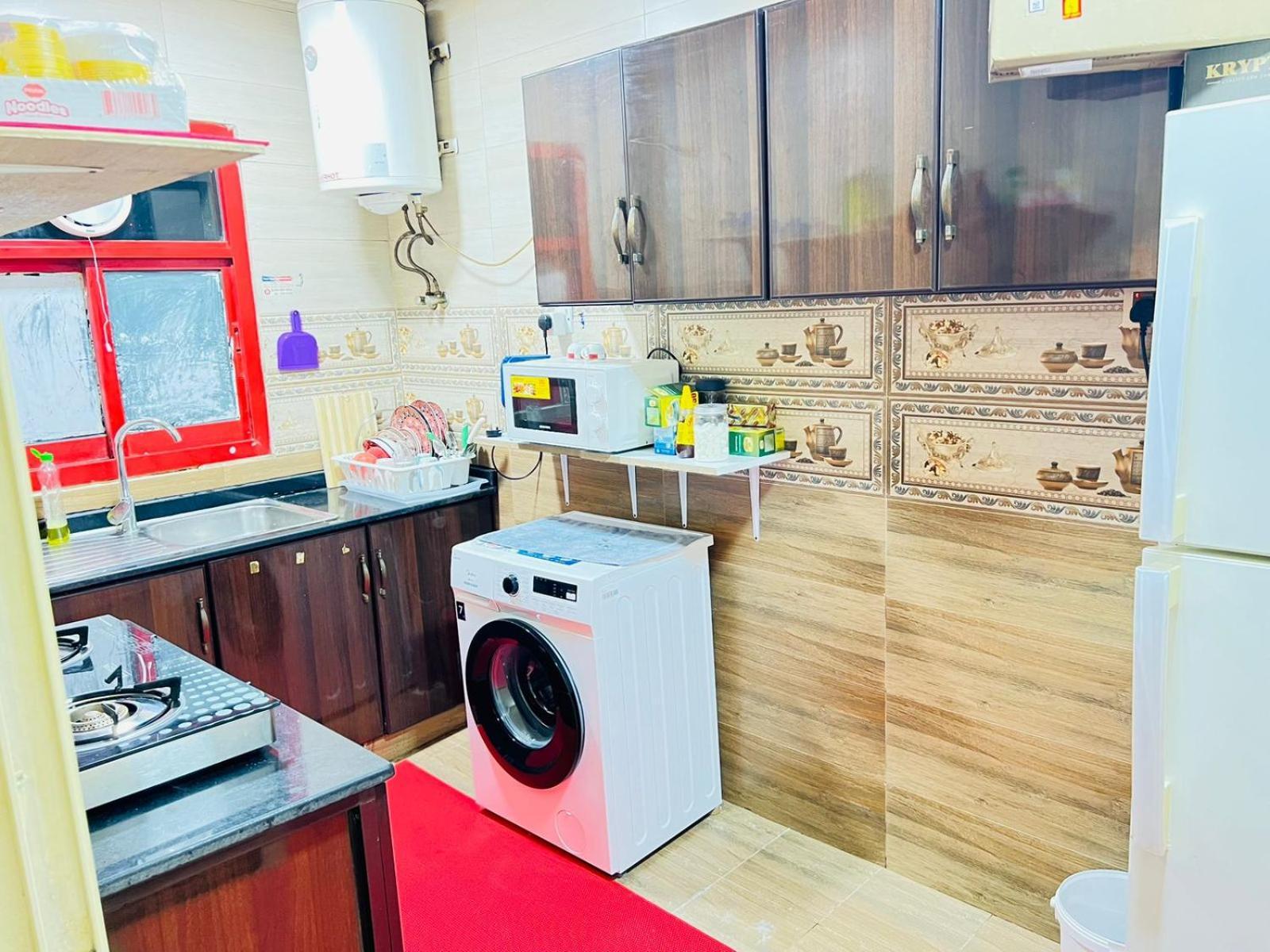 Ferienwohnung Moon Backpackers , Al Rigga , Partition For Couples And For Singles Dubai Exterior foto